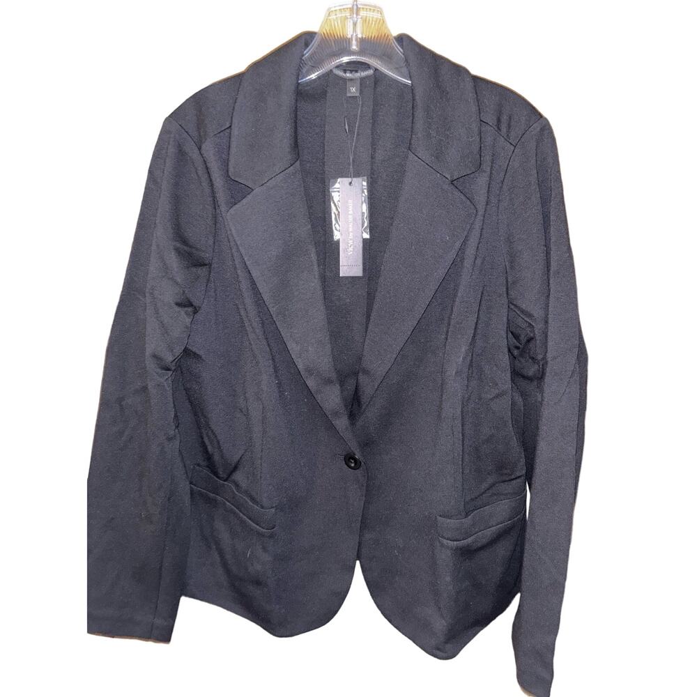 View by Walter Baker women’s black stretch blazer jacket NWT (size 1X)